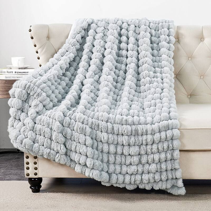 Home Soft Things Spandex Striped Heavy SyntheticRabbit FauxFur Throw