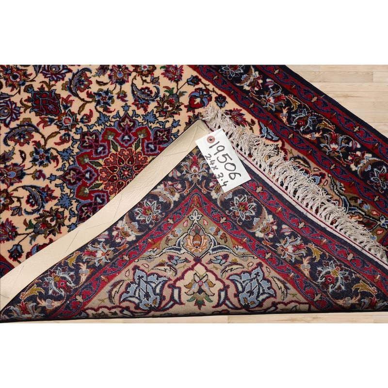 2'4''x3'4'' Hand Knotted Wool Beige Isfahan Traditional 400 KPSI Rug - 2' 4'' x 3' 4''