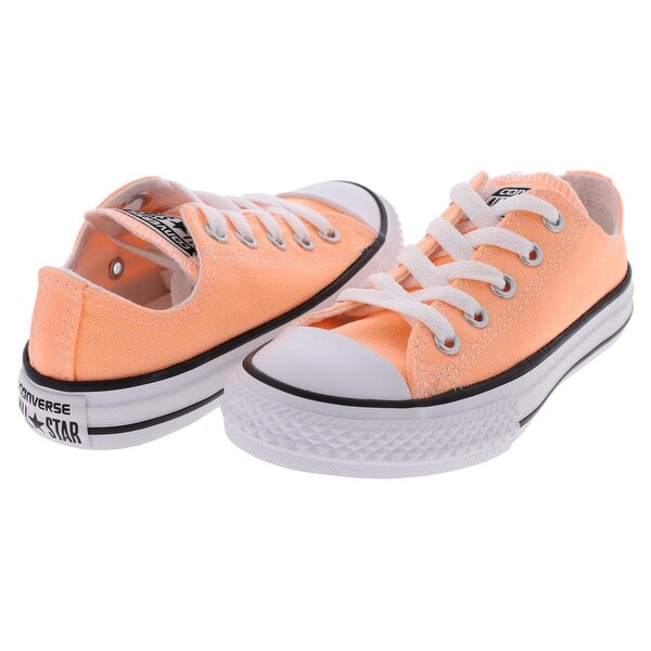 girls low top converse