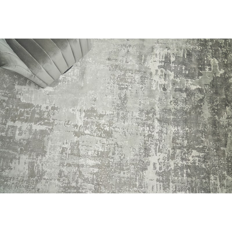 EXQUISITE RUGS Koda Hand-loomed Bamboo Silk Grey/Ivory Area Rug.