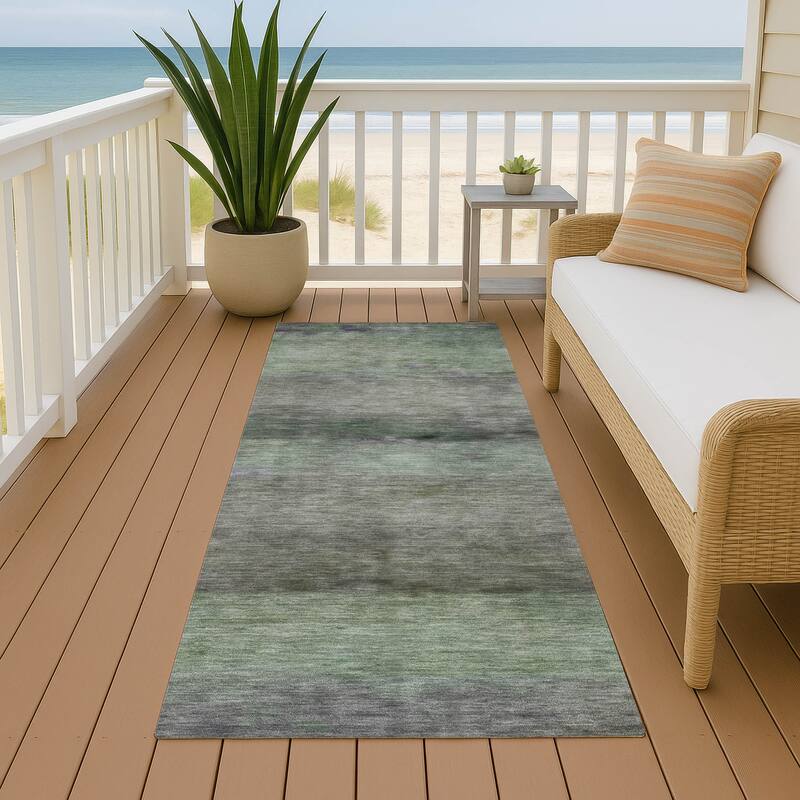 Machine Washable Indoor/ Outdoor Contemporary Ombre Chantille Rug - Aloe - 2'3" x 7'6"