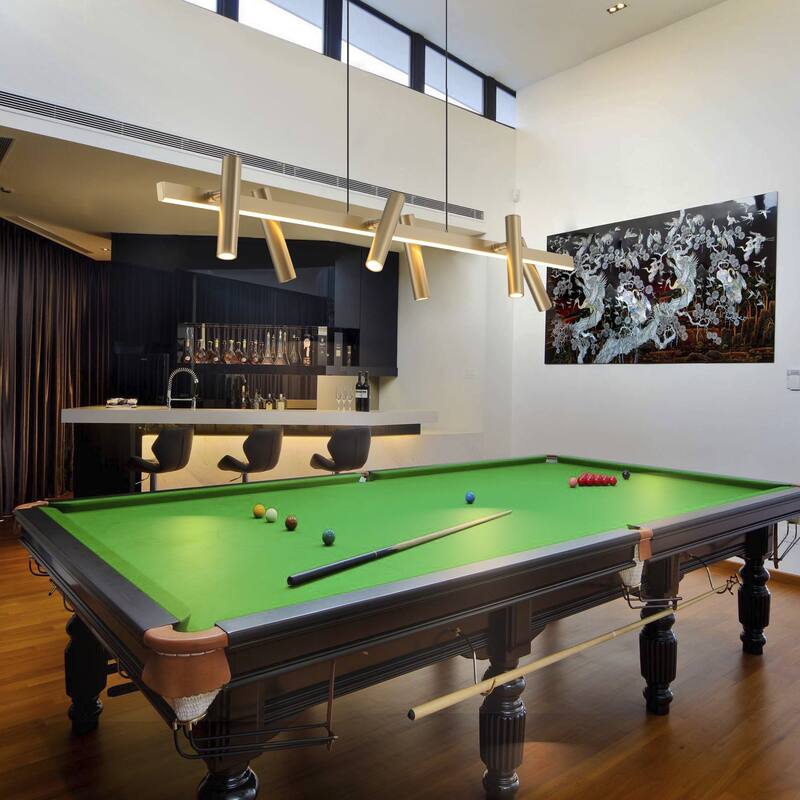 6 Light Modern Industrial LED Track Lighting Kit Industrial Adjustable Linear Spotlights - W47.24"