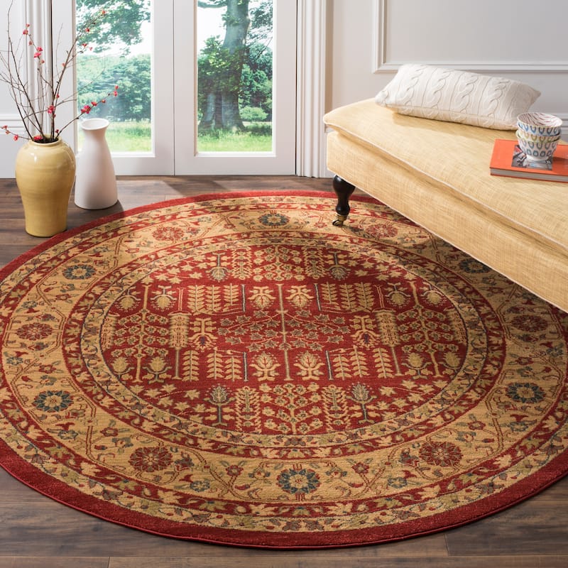 SAFAVIEH Mahal Caridad Traditional Oriental Rug - 6'7" x 6'7" Round - Red/Natural