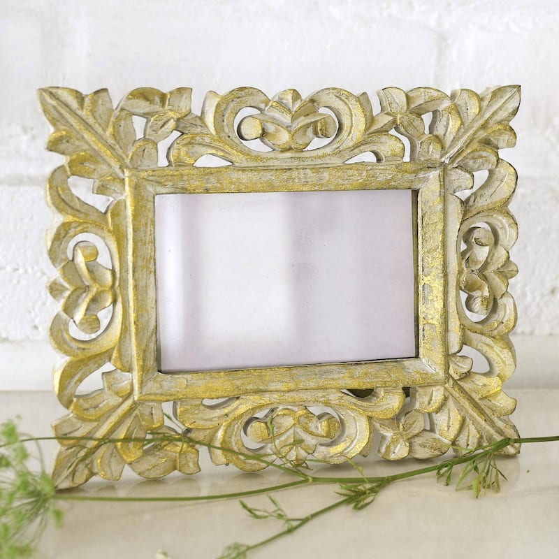 Novica Handmade Golden Leaves Wooden Photo Frame (4X6)