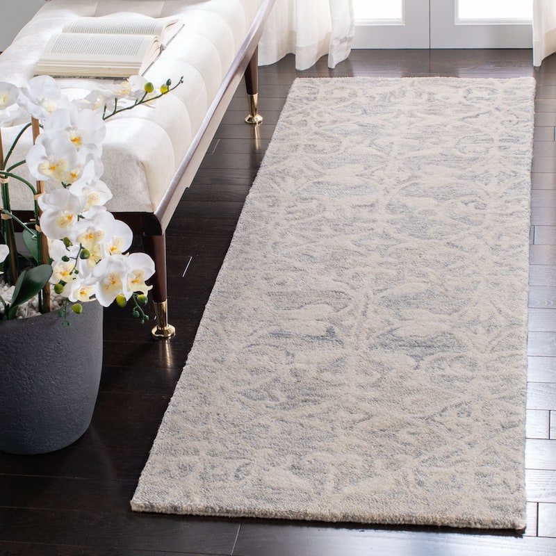 SAFAVIEH Handmade Chatham Dajana Modern Wool Rug - 2'3" x 7' Runner - Light Grey/Ivory