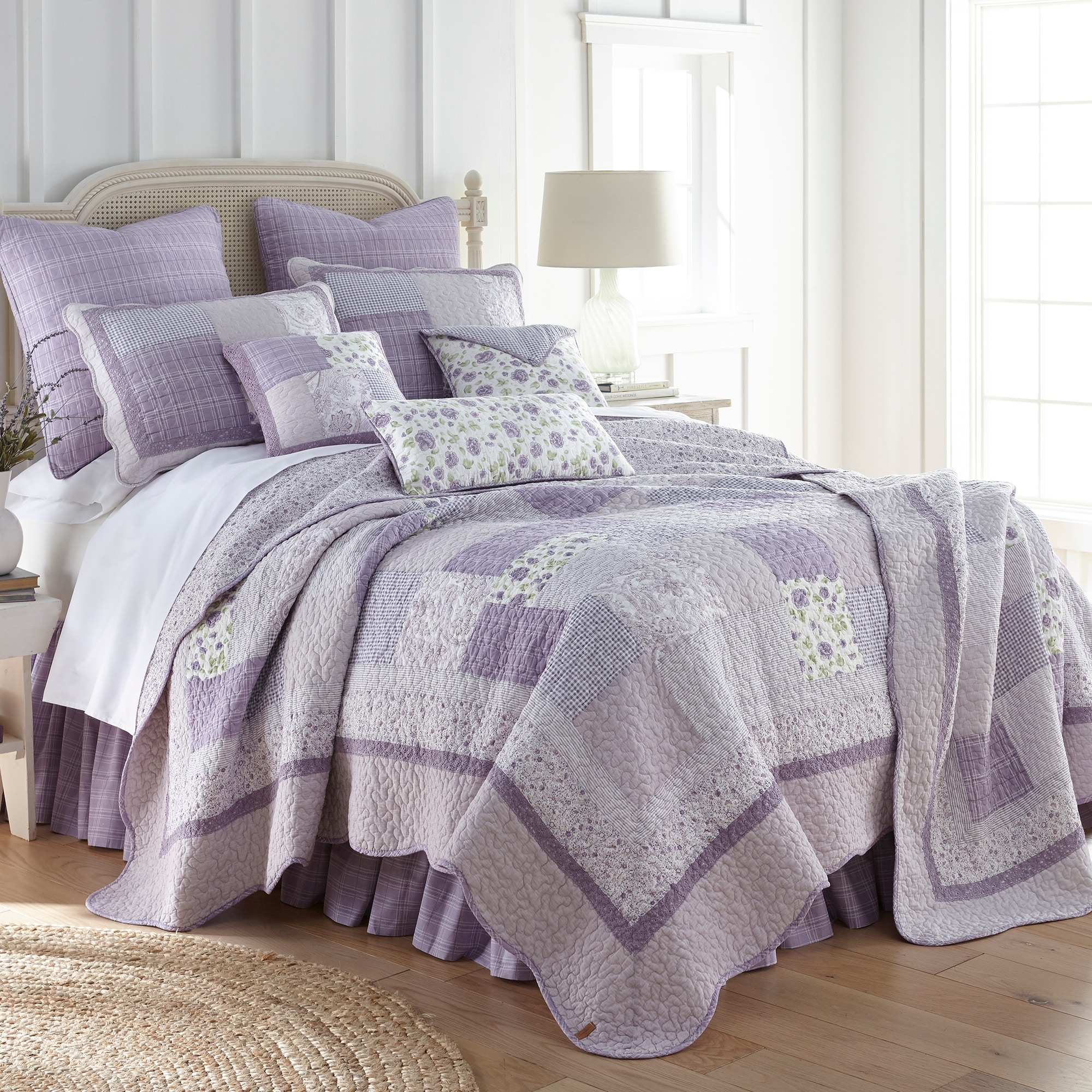 Lavender quilt on sale
