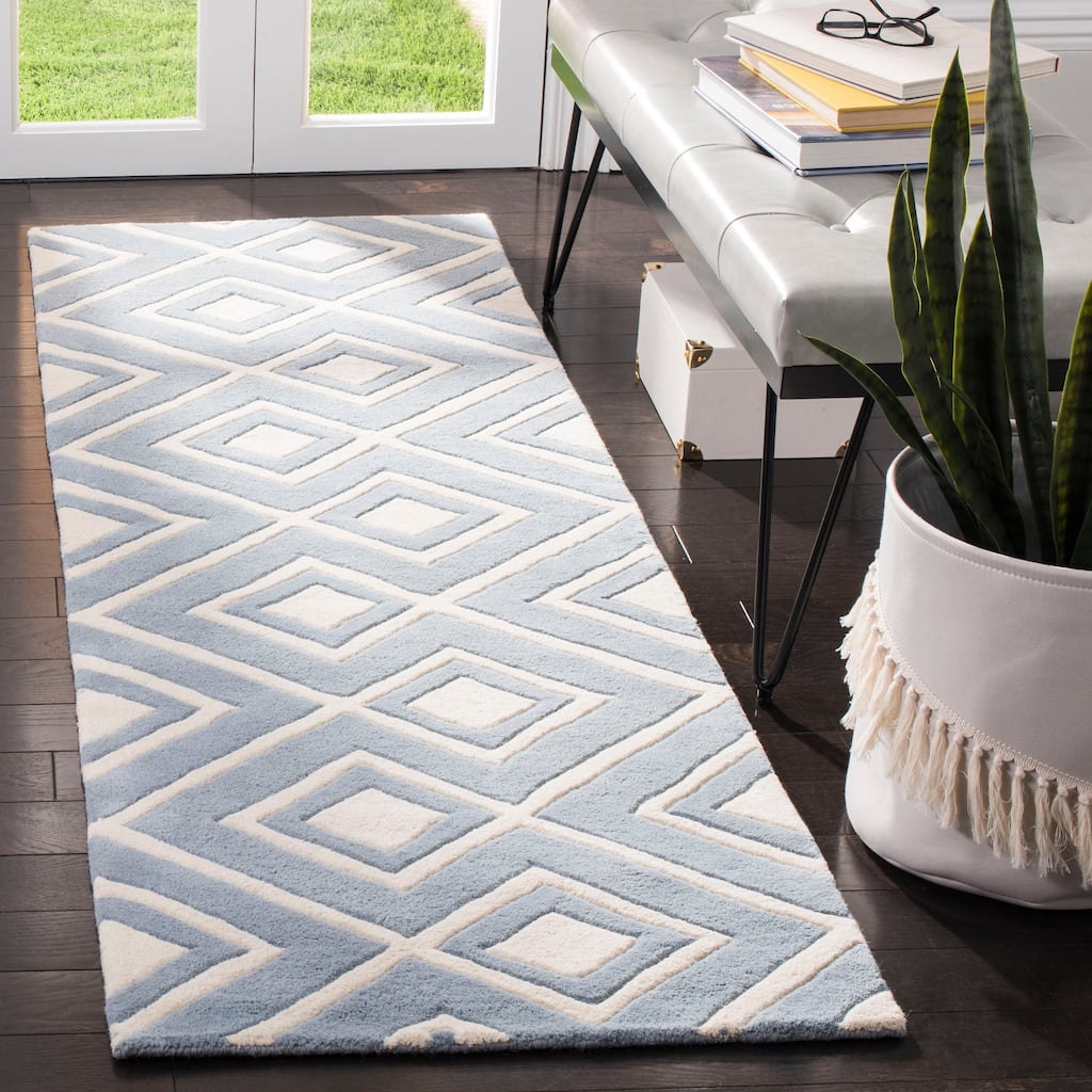 SAFAVIEH Handmade Chatham Evda Modern Moroccan Wool Rug