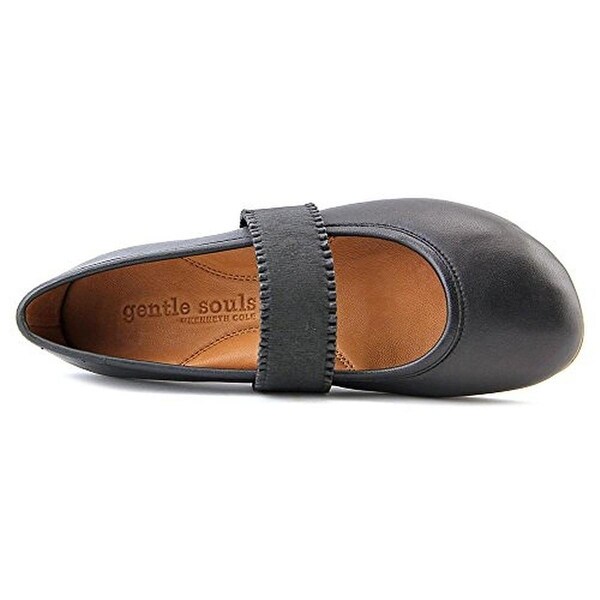 Gentle Souls Gabby Flat 2024 www.thelordlovesyou