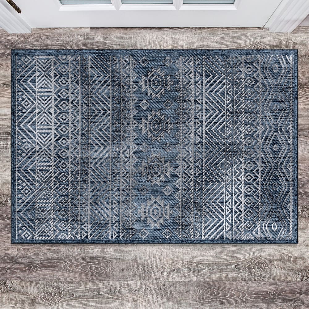 World Rug Gallery Distressed Geometric Bohemian Textured Flat Weave Indoor/Outdoor Area Rug