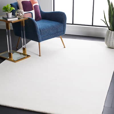 SAFAVIEH Handmade Fifth Avenue Goretti Solid New Zealand Wool Rug