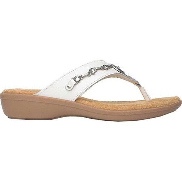 minnetonka thong sandals