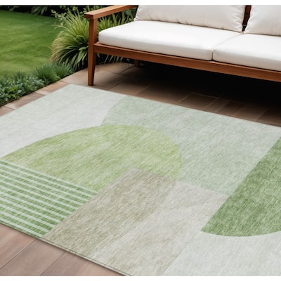 HomeRoots Geometric Transitional Rectangle Outdoor Rug