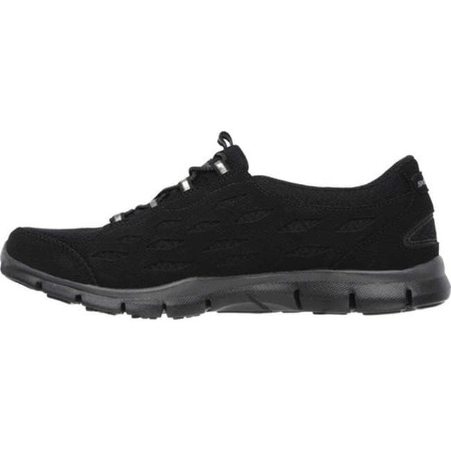 Shop Skechers Women S Gratis Bungee Sneaker Full Circle Black