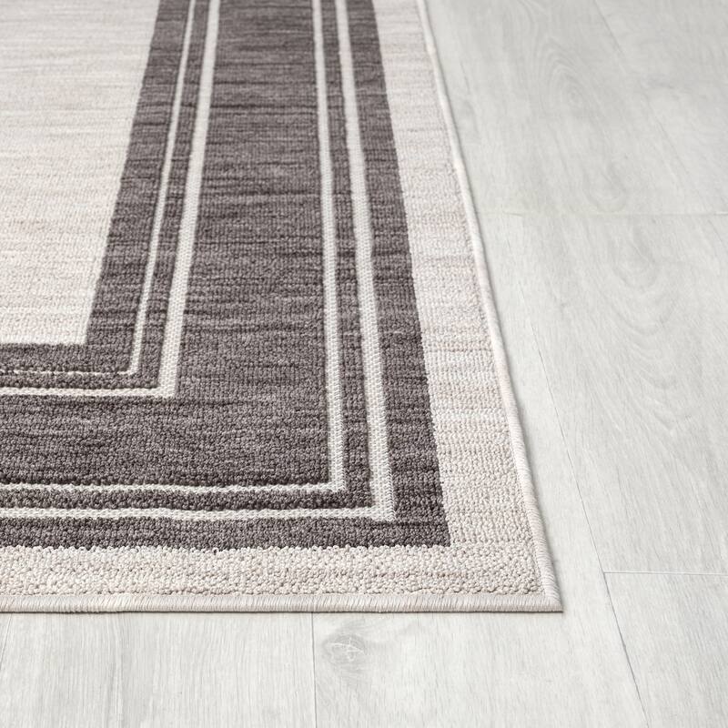Sevita Ivory/Gray Bordered PET Yarn Indoor/Outdoor Area Rug