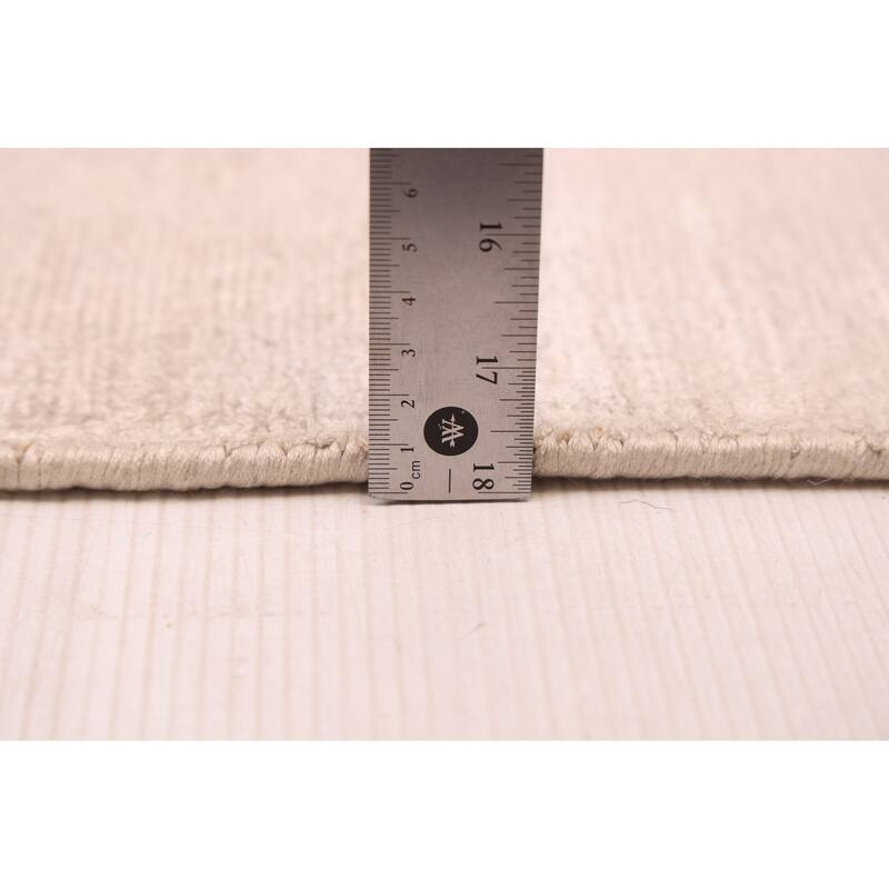 ECARPETGALLERY Hand Loomed Loreto Ivory Viscose Rug - 5'1 x 7'5