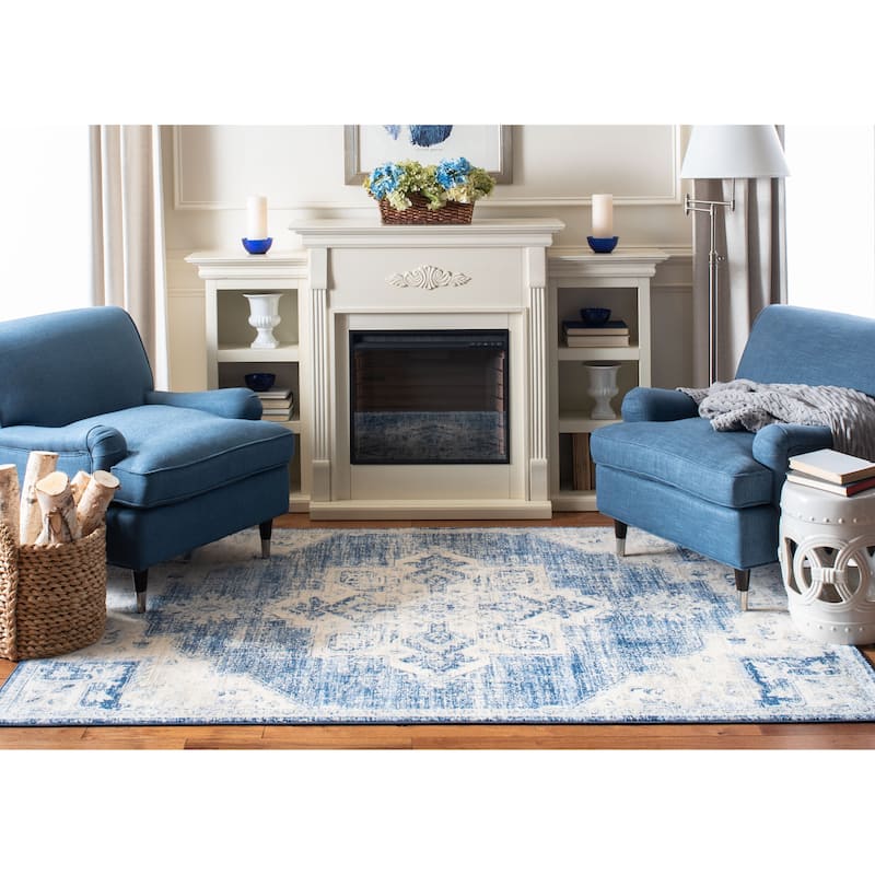 SAFAVIEH Brentwood Clara Traditional Oriental Medallion Rug
