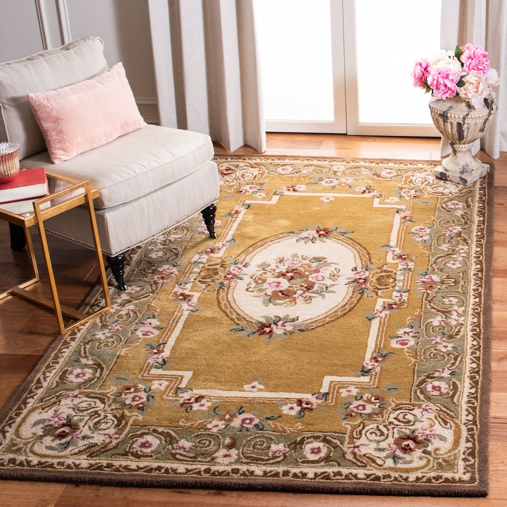 SAFAVIEH Handmade Classic Mira Traditional Oriental Wool Rug