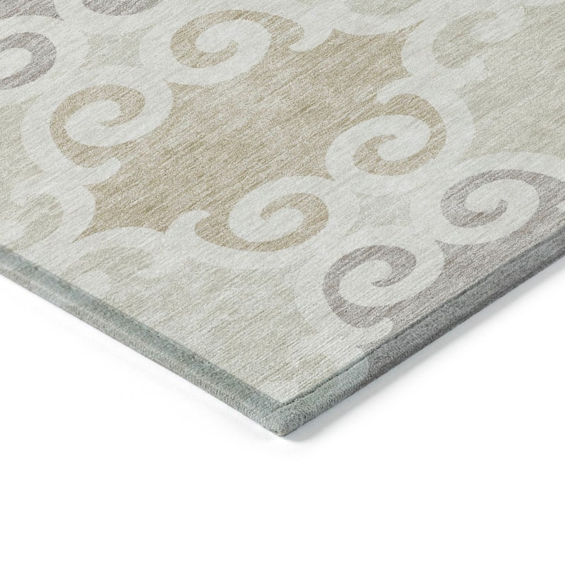 Machine Washable Indoor/ Outdoor Chantille Traditional Scroll Rug