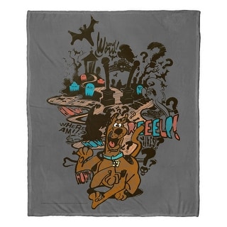 Warner Brothers Scooby-Doo Run Away Silk Touch Throw Blanket