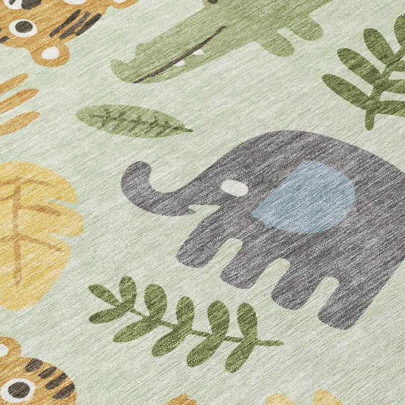 Machine Washable Indoor/ Outdoor Whimsy Safari Animals Chantille Rug