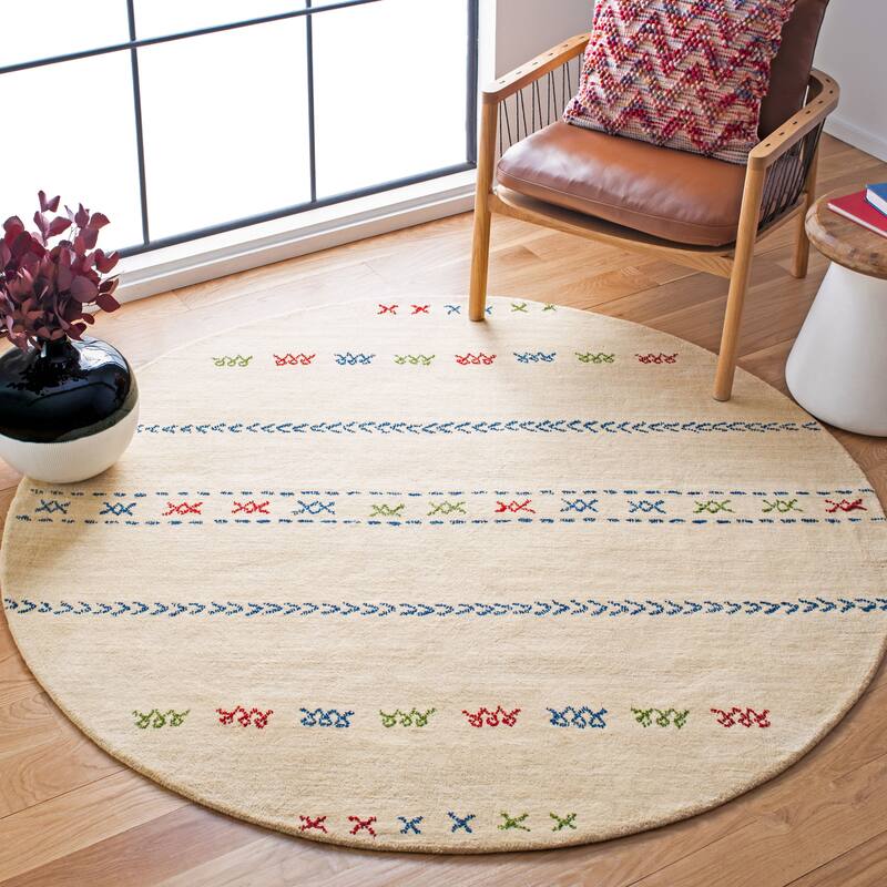 SAFAVIEH Handmade Himalaya Hideko & Contemporary Geometric Cream Wool - 6' x 6' Round - Cream - Round