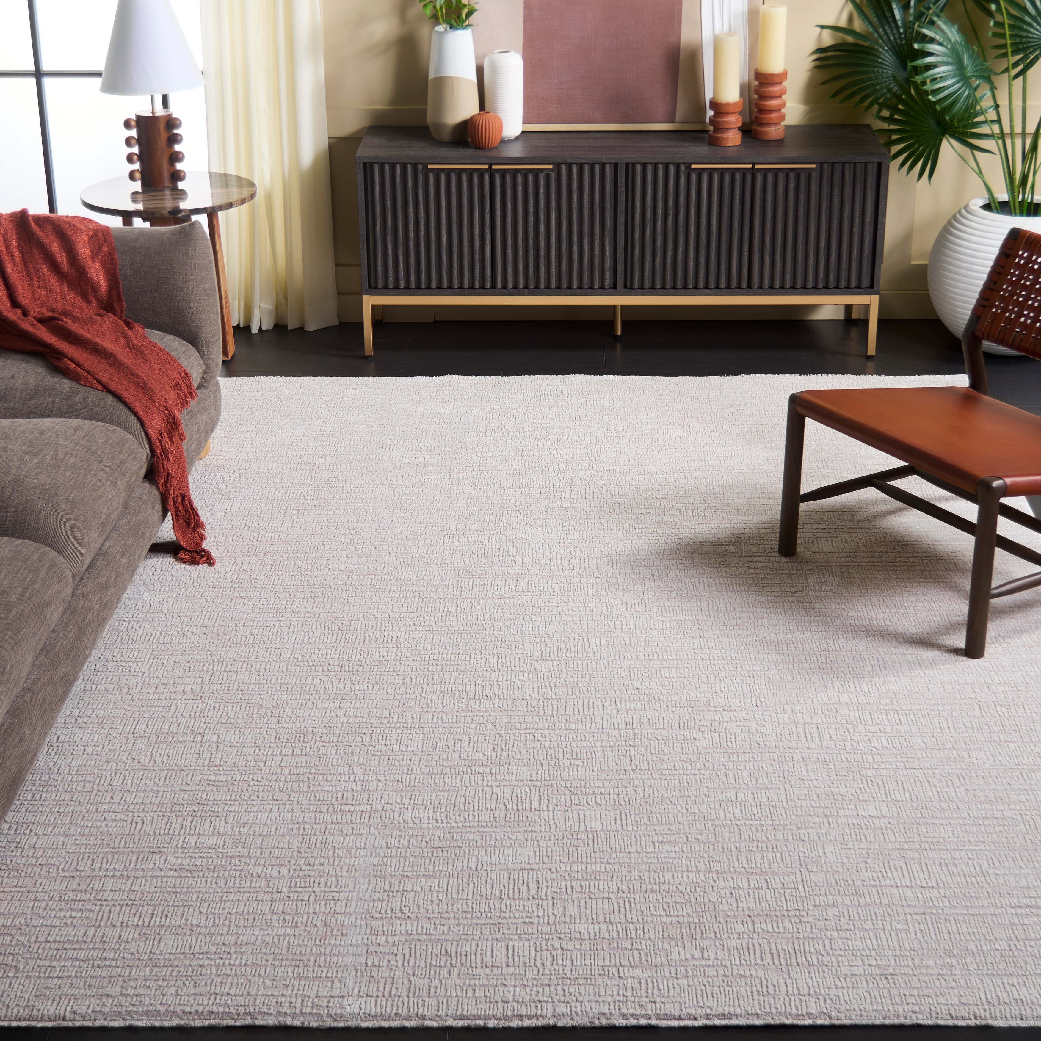 SAFAVIEH Palmer Sefika Modern Rug