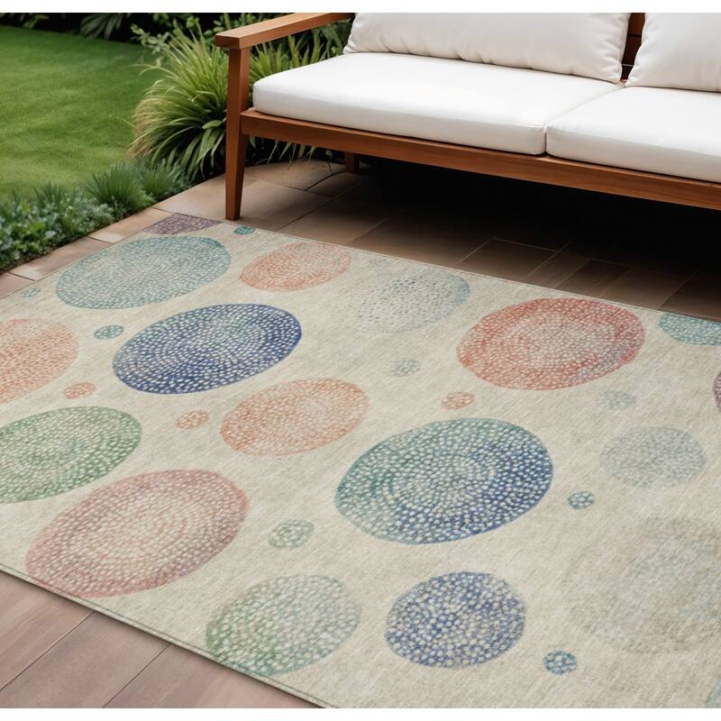 HomeRoots Geometric Transitional Rectangle Outdoor Rug - 9' X 12'