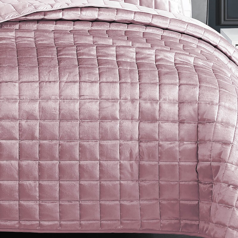 Riverbrook Home Lyndon 3-Piece Quilt Set