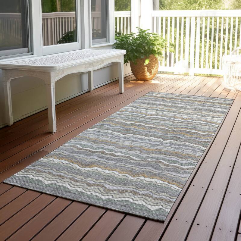 Machine Washable Indoor/ Outdoor Ziggy Stripe Chantille Rug - Gray - 2'3" x 7'6"