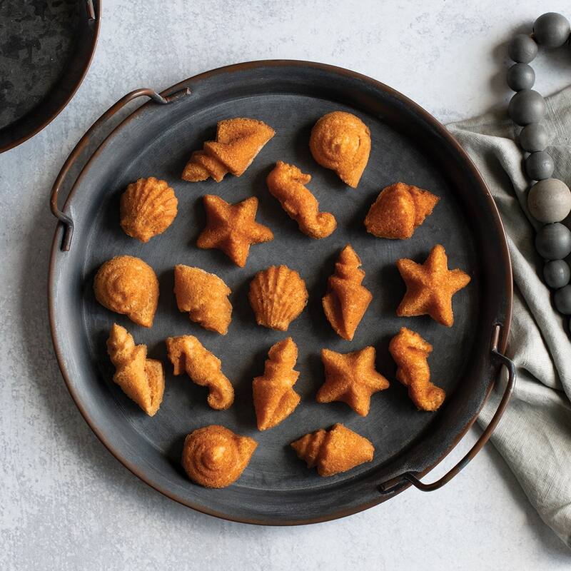 Nordic Ware Cast Aluminum Seashell Bites Pan
