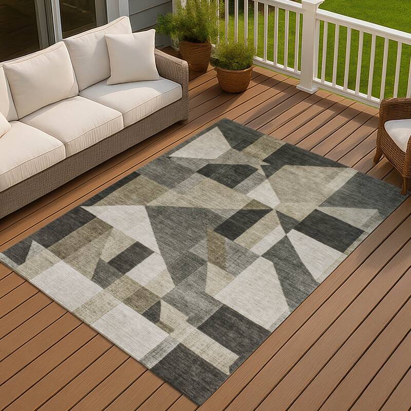 Machine Washable Indoor/ Outdoor Modern Geo Chantille Rug - Pewter - 10' x 14'
