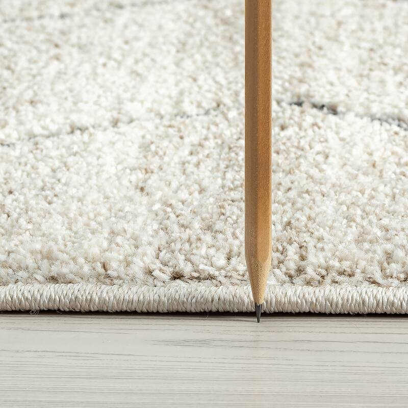 Mayson Mid-Century Modern Diamond Indoor Area Rug