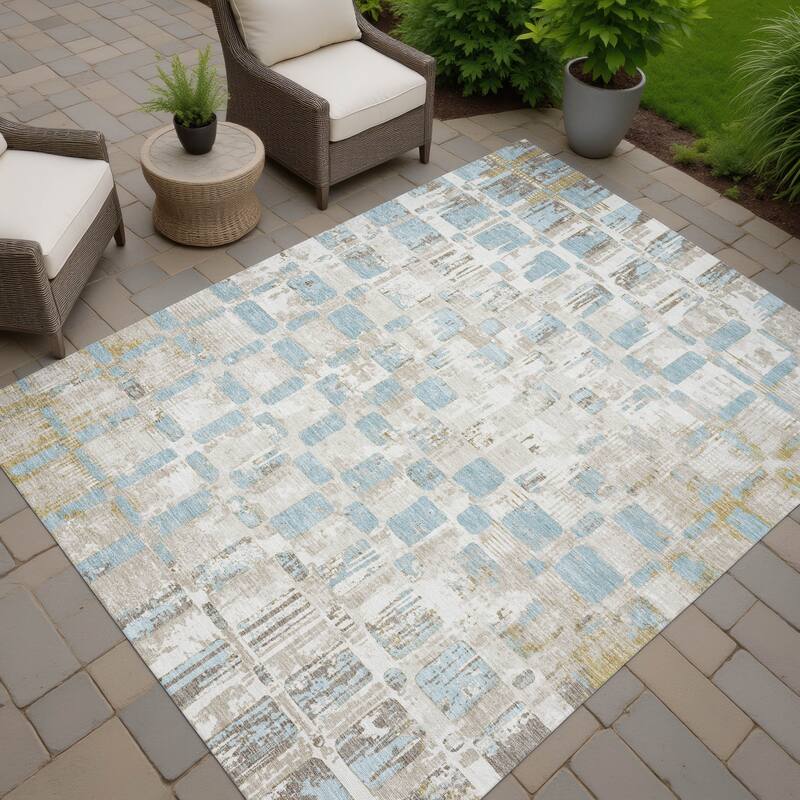 Machine Washable Indoor/ Outdoor Casual Foxfield Chantille Rug