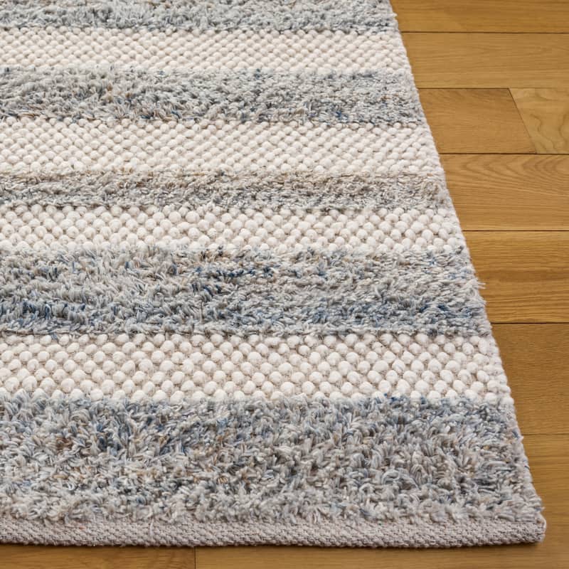 SAFAVIEH Handmade Natura Morane Wool Rug