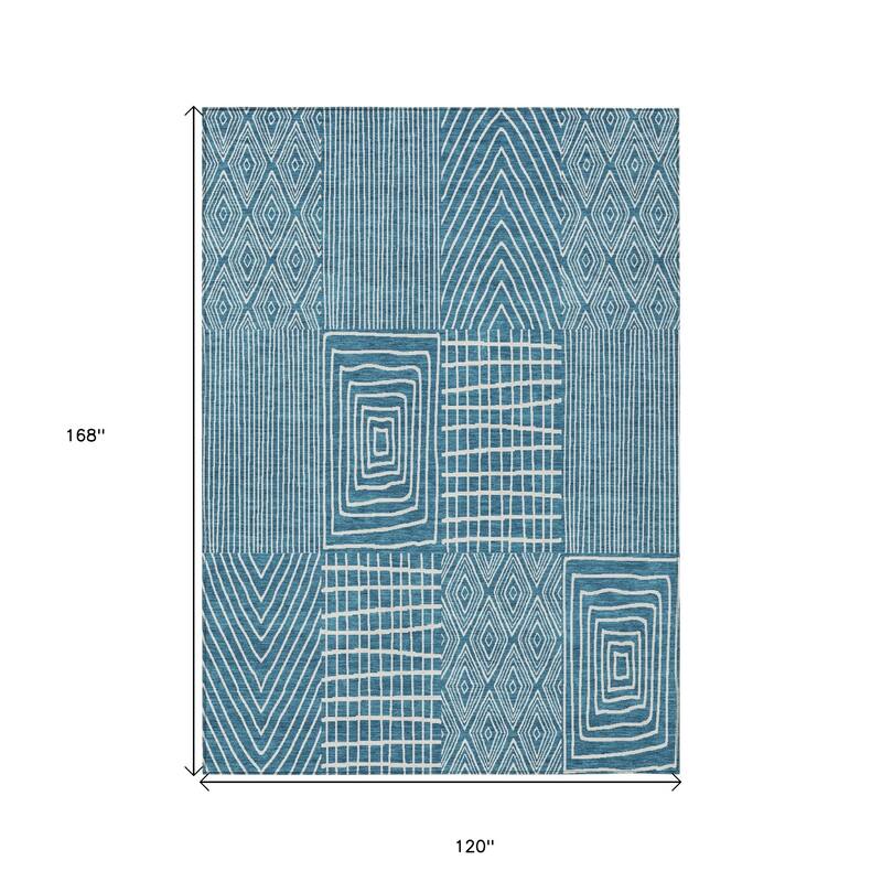 HomeRoots Geometric Transitional Rectangle Outdoor Rug