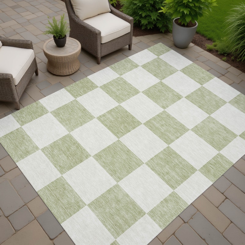 Machine Washable Indoor/ Outdoor Modern Checker Chantille Rug - Aloe - 5' x 7'6"
