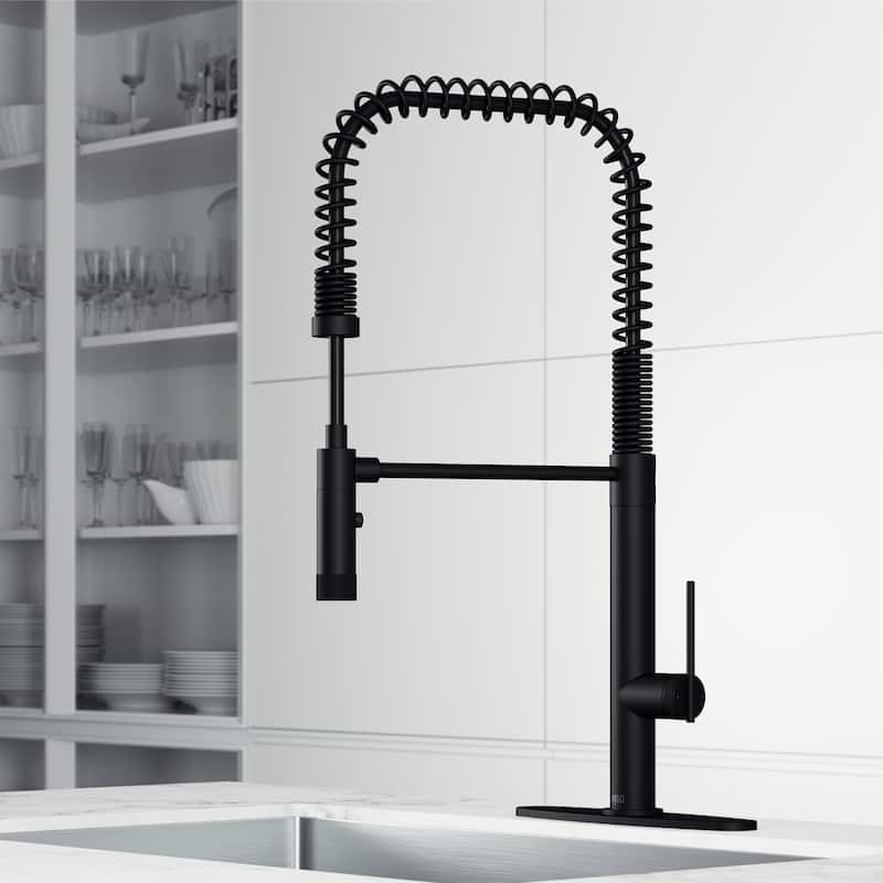 VIGO Sterling 23" H Single Handle Pull-Down Sprayer Kitchen Faucet