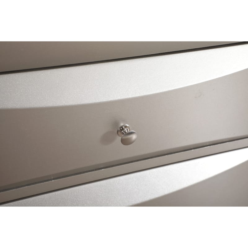 Glory Furniture Marilla 8 Drawer Dresser