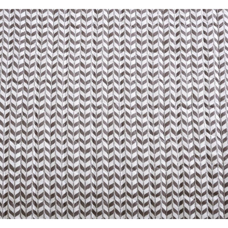 City Scene Leaves Brown Cotton Reversible Cotton Quilt Set
