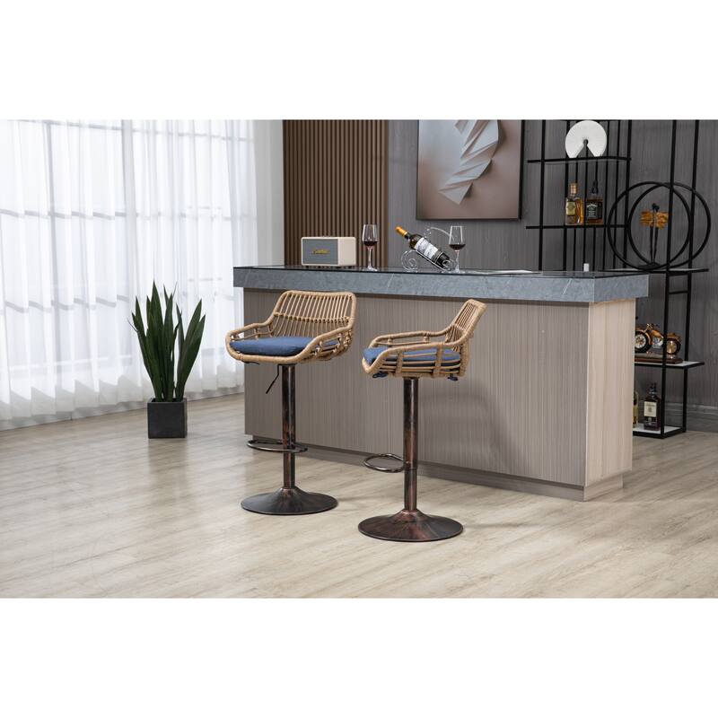 Swivel Bar Stools Adjustable Counter Height Chairs with Footrest