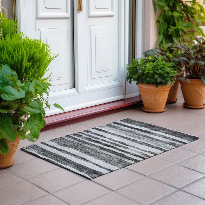 Machine Washable Indoor/ Outdoor Moroccan Stripe Chantille Rug