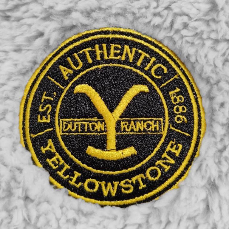 Yellowstone S/M Sherpa Robe