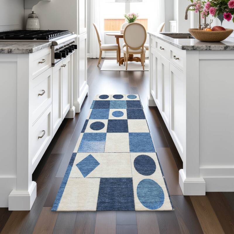 Machine Washable Indoor/Outdoor Casual Contemporary Chantille Rug