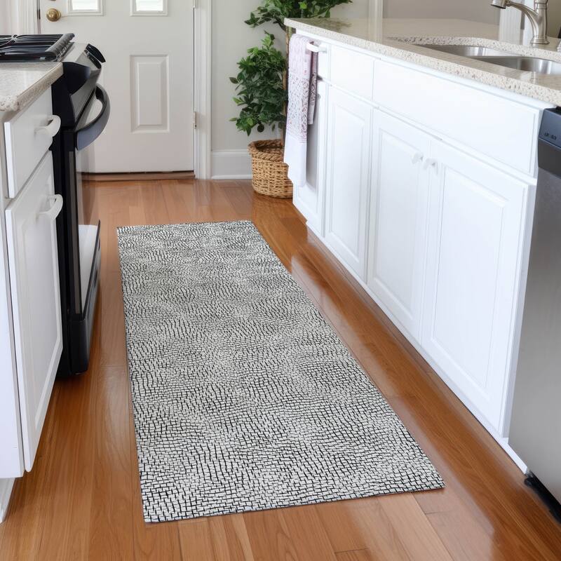 Premium Washable Super Soft Geo Hatchy Mayfield Rug - White - 2'3" x 7'6"