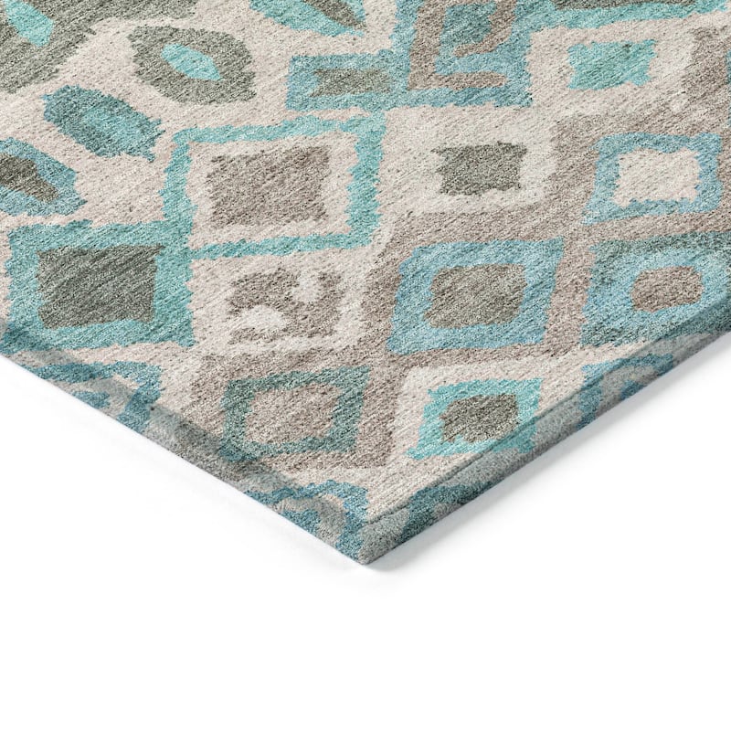 Machine Washable Indoor/ Outdoor Boho Moroccan Chantille Rug