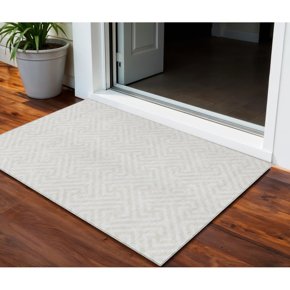 HomeRoots Geometric Transitional Rectangle Outdoor Rug