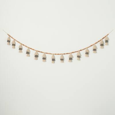 65" Alabaster Tassel Garland - Brown