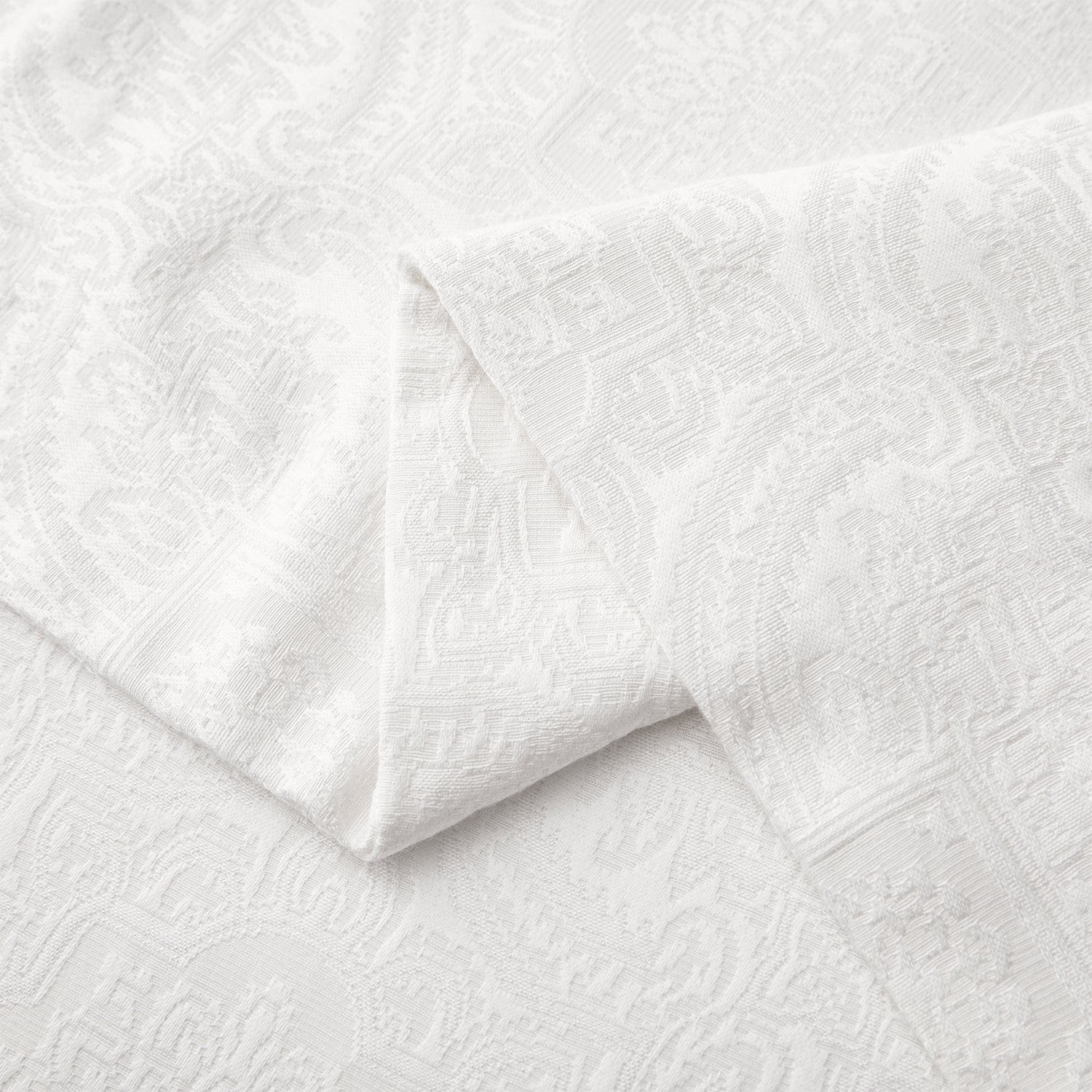HiEnd Accents Liza Matelassé Coverlet - Thumbnail 5