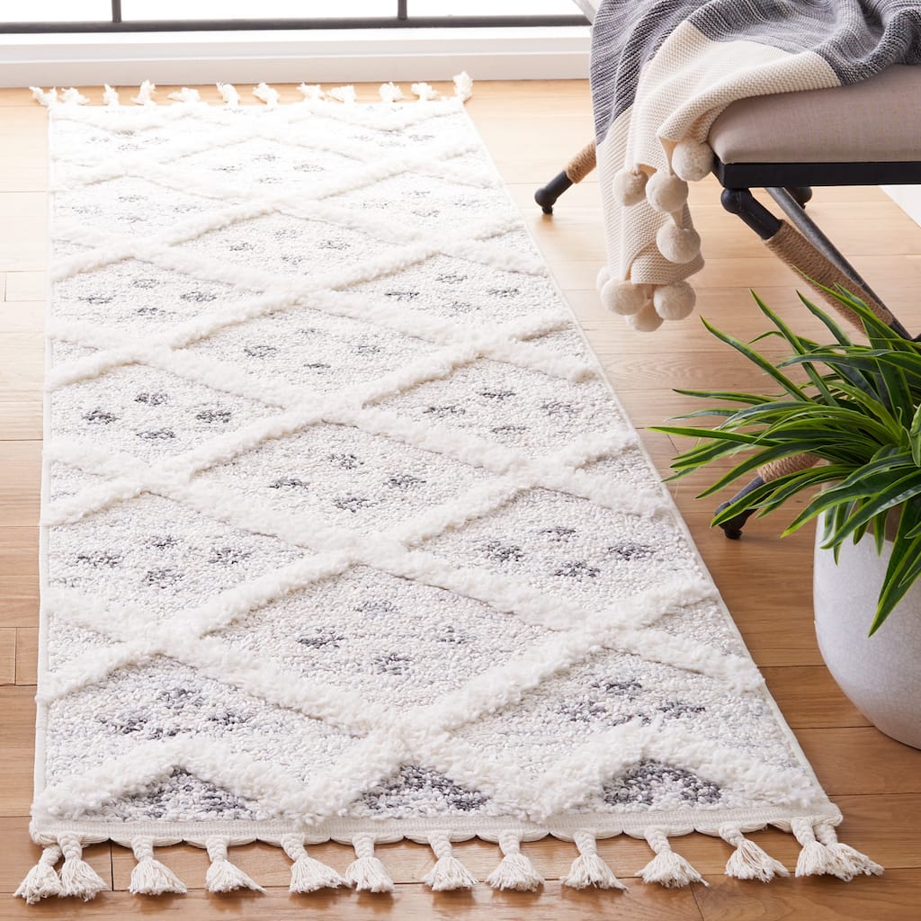 SAFAVIEH Moroccan Tassel Shag Lennie Trellis 2-inch Thick Rug