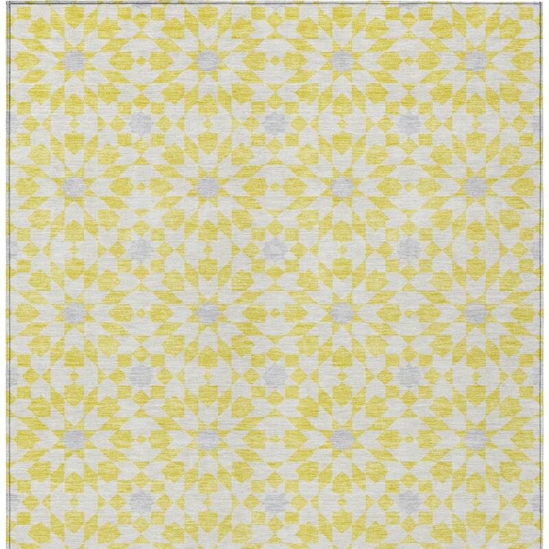 HomeRoots Floral Medallion Transitional Rectangle Outdoor Rug